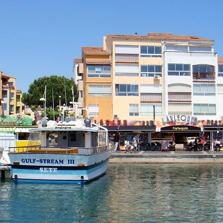 شقة Studio In Cap D'agde With Wonderful Sea View And Furnished Balcony 400 M From The Beach