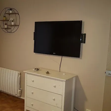 Apartment Place Saint Clair *